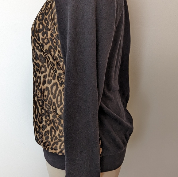 Animal! Sweater Blouse - Picture 3 of 5